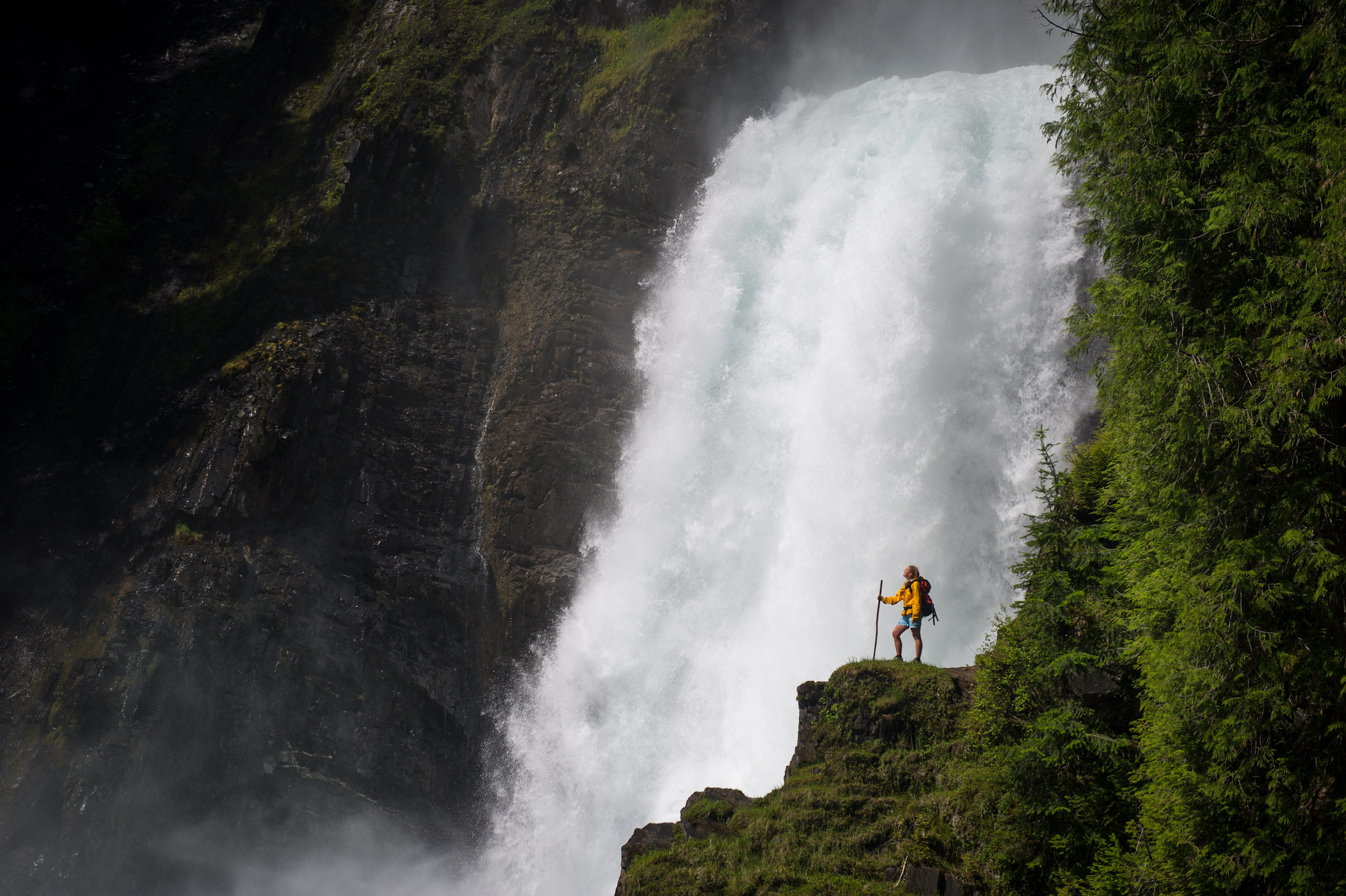 5 Reasons You Need to Start Hiking Right Now